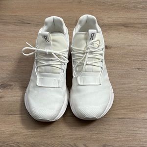 On Cloud Nova Women’s Tennis Shoes